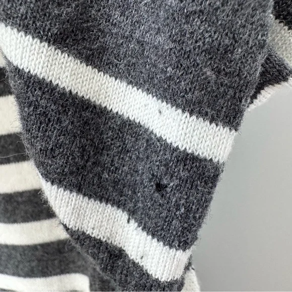 Lauren Ralph Lauren Gray Striped Sweater Dress Size Medium Gray Black White Fall - Picture 10 of 12
